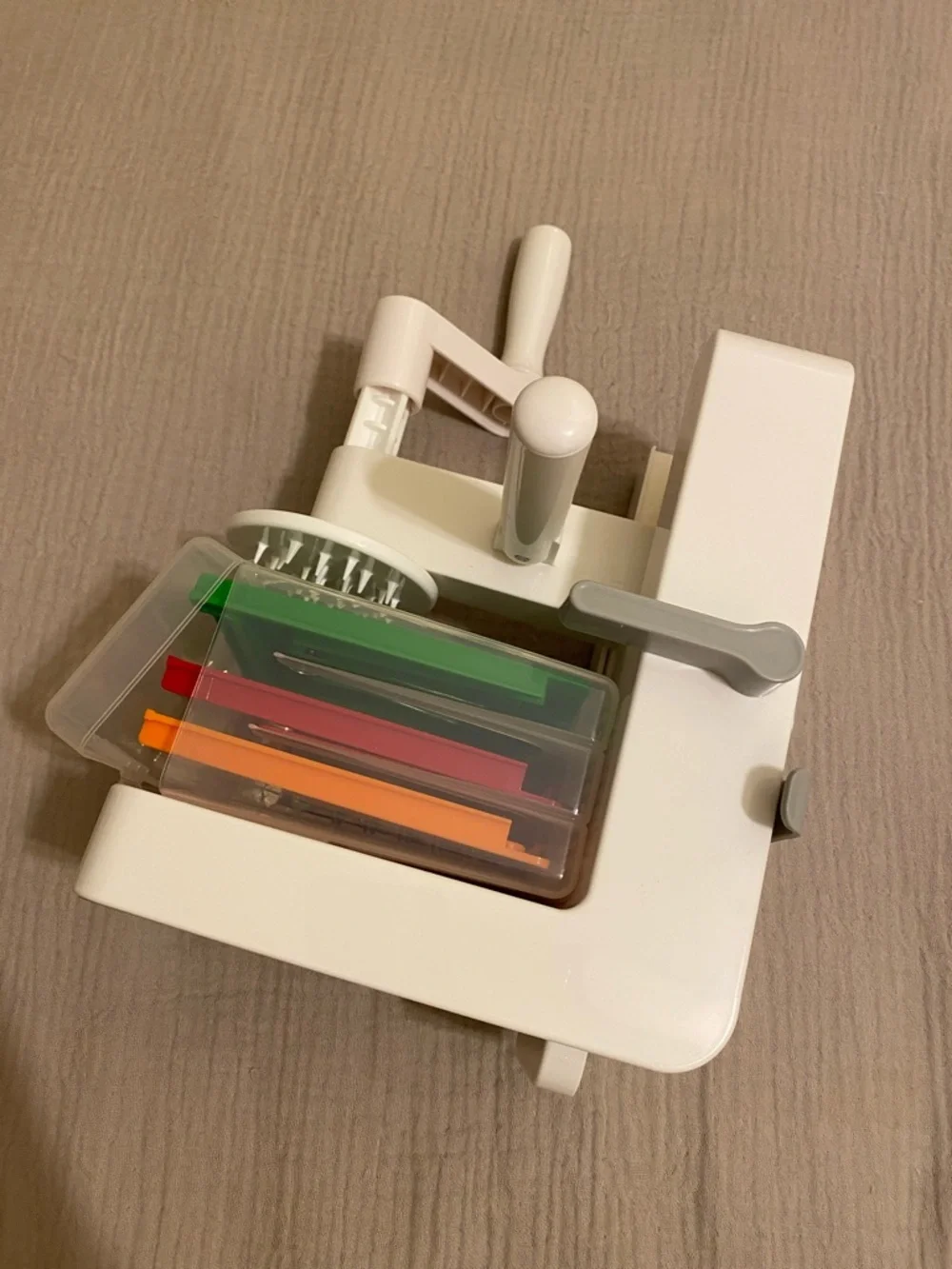 OXO Good Grips Spiralizer with White Body and Orange, Red, Green, Gray Blades